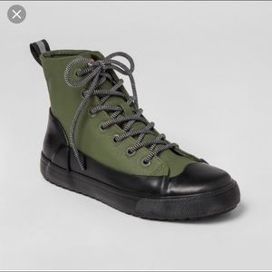 Hunter canvas sneakers